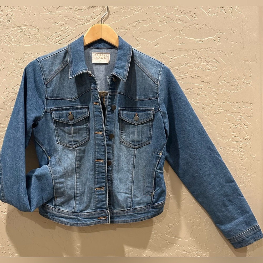 Tinseltown NWOT/ size S/ Jean Jacket Button up/ Women.